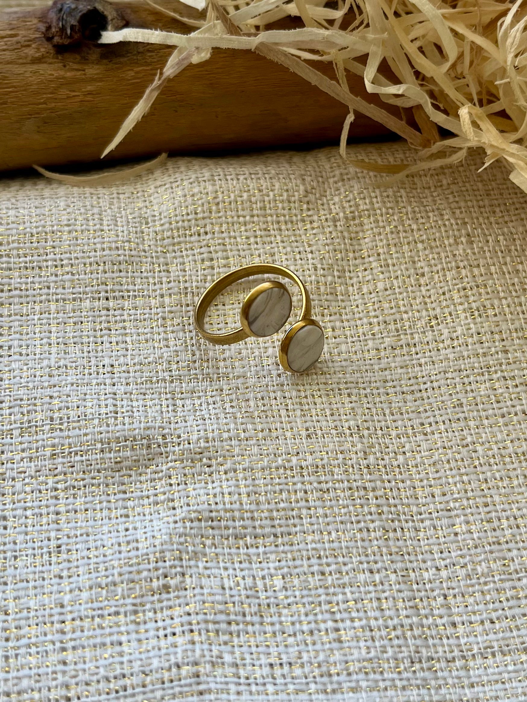 Bague Ajustable — vue 3 — bijou artisanal Tipoïa Bijoux