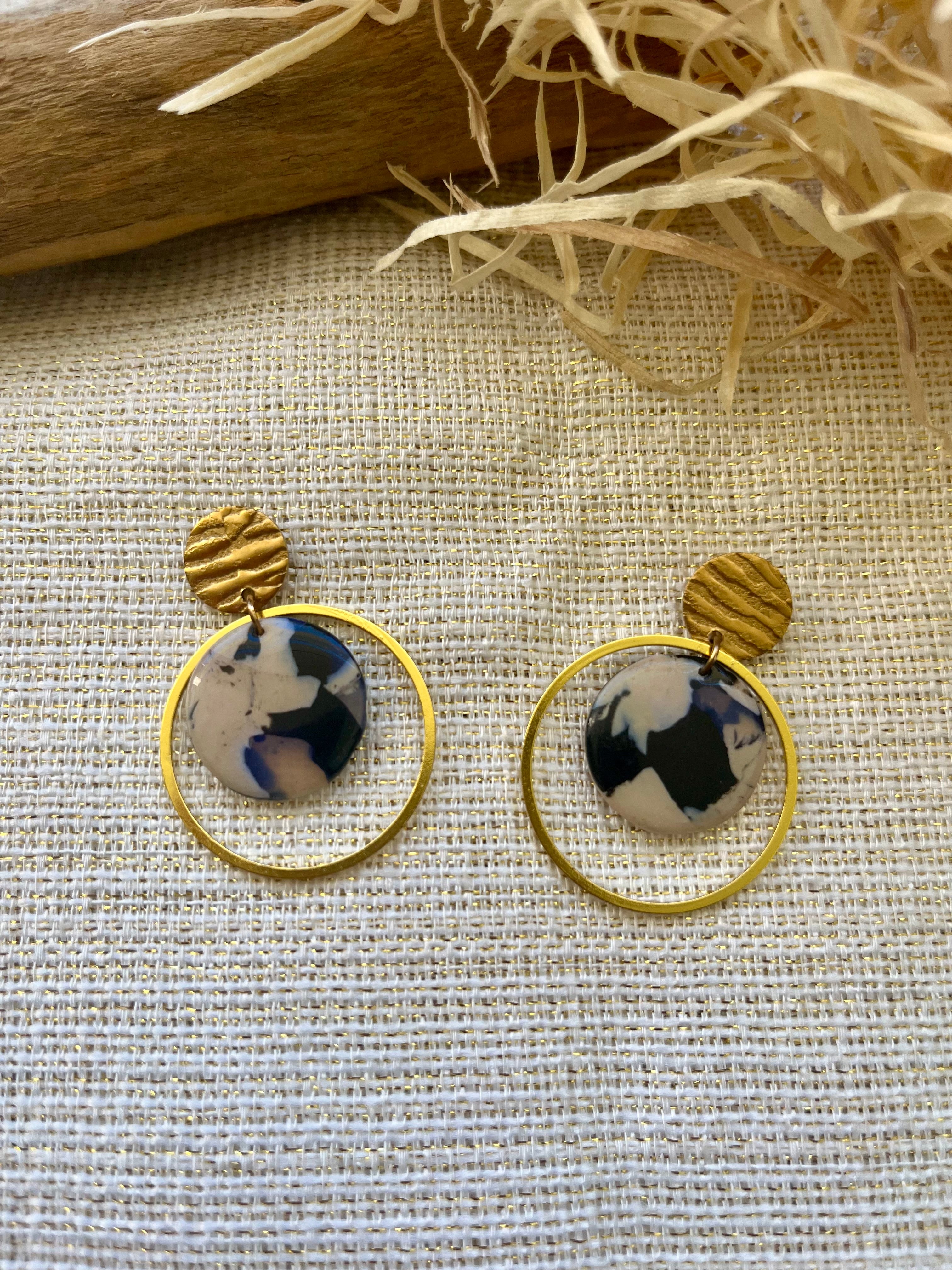 Boucles d'oreilles 'Loya Dorée' — vue 6 — bijou artisanal Tipoïa Bijoux