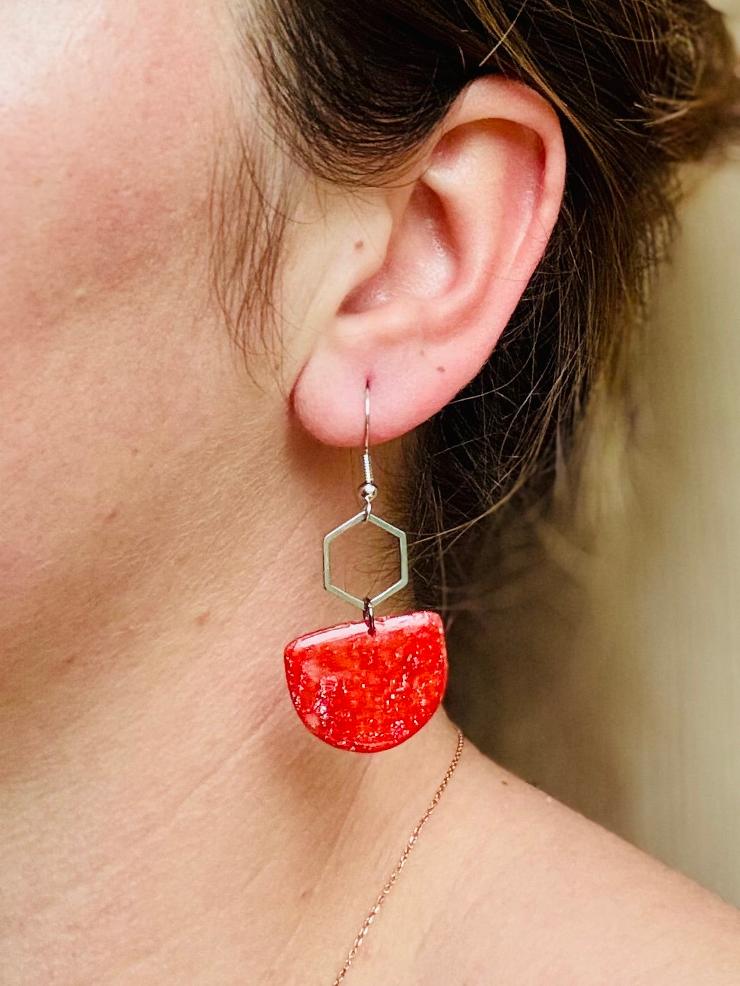 Boucles d'oreilles 'Lyra Oxa' — vue 4 — bijou artisanal Tipoïa Bijoux
