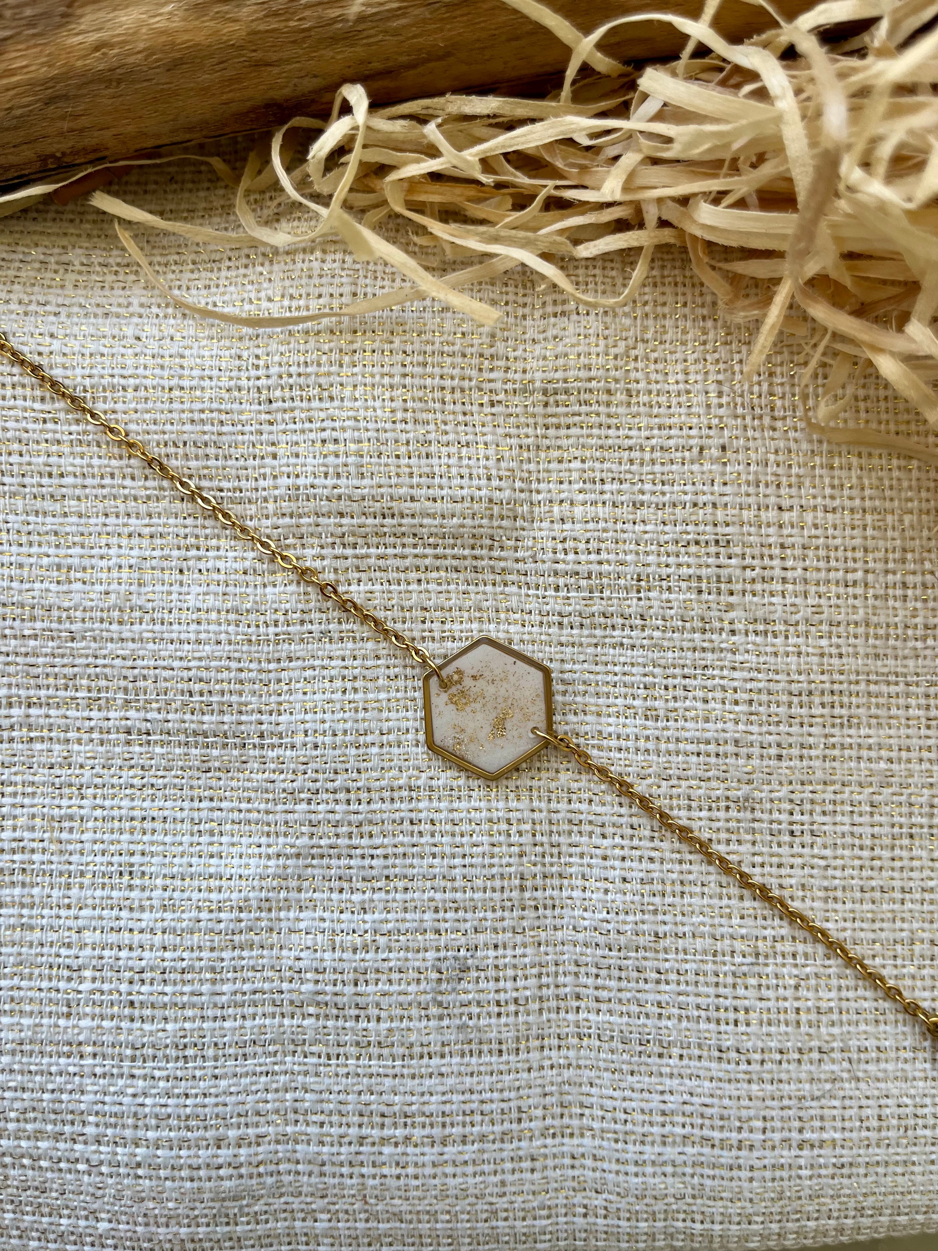 Bracelet Blanc nacré — bijou artisanal Tipoïa Bijoux