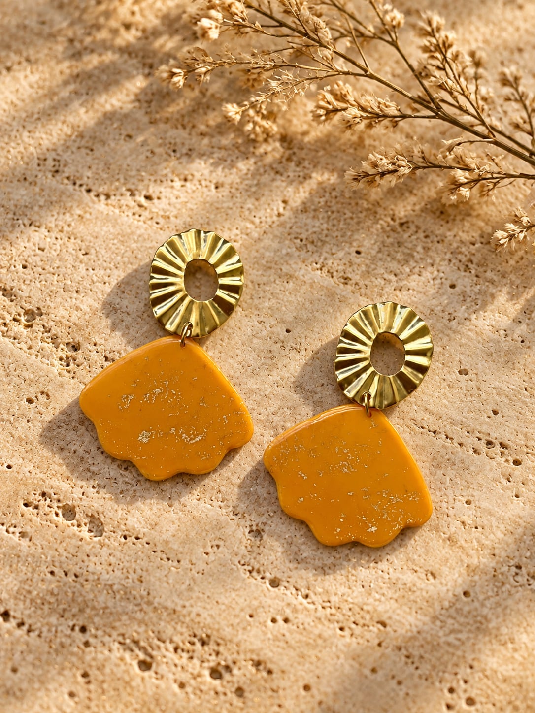 Boucles d'oreilles fleur orange - bijou artisanal Tipoïa Bijoux