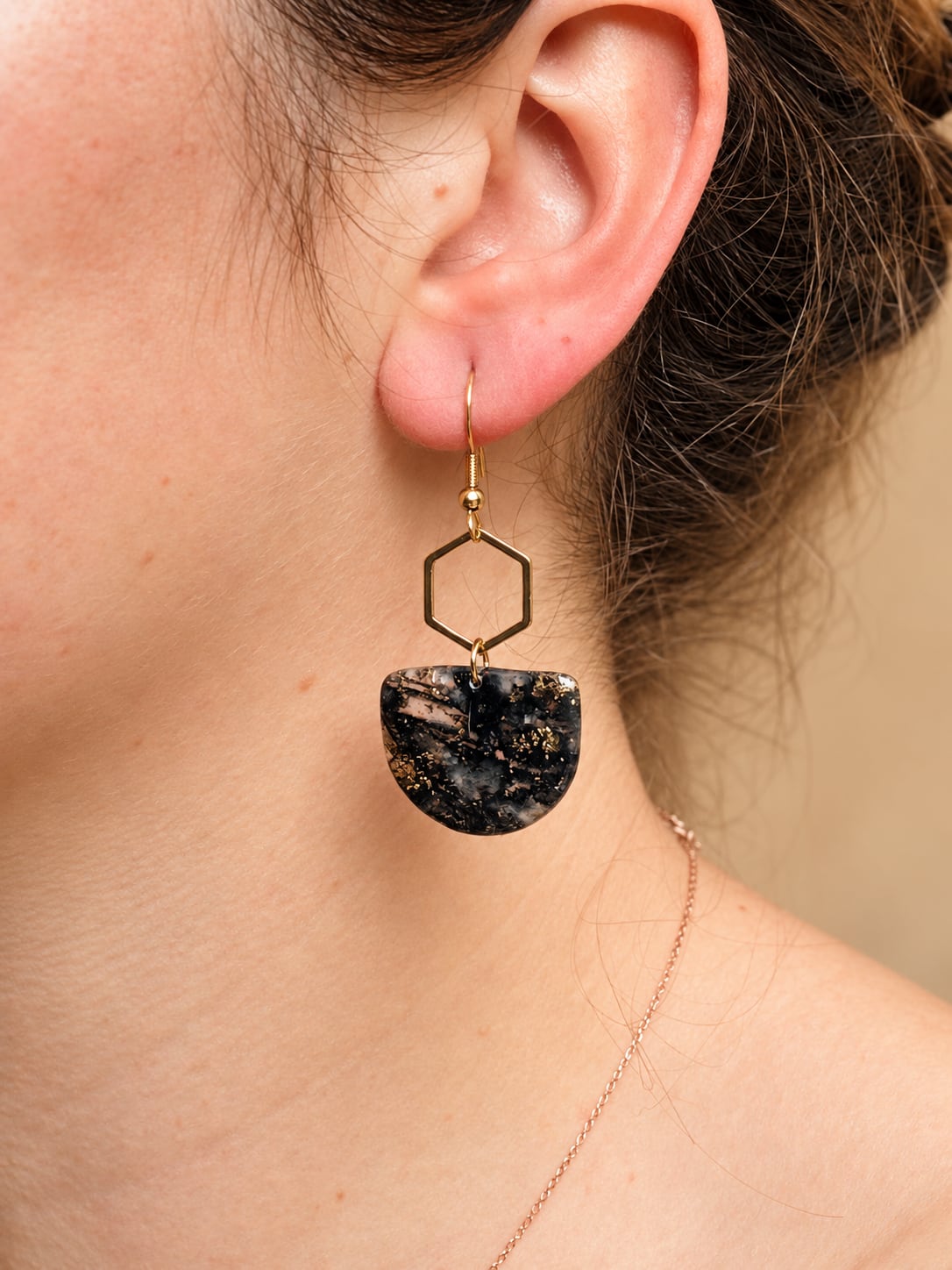 Boucles d'oreilles 'Lyra Oxa' - vue 6 - bijou artisanal Tipoïa Bijoux