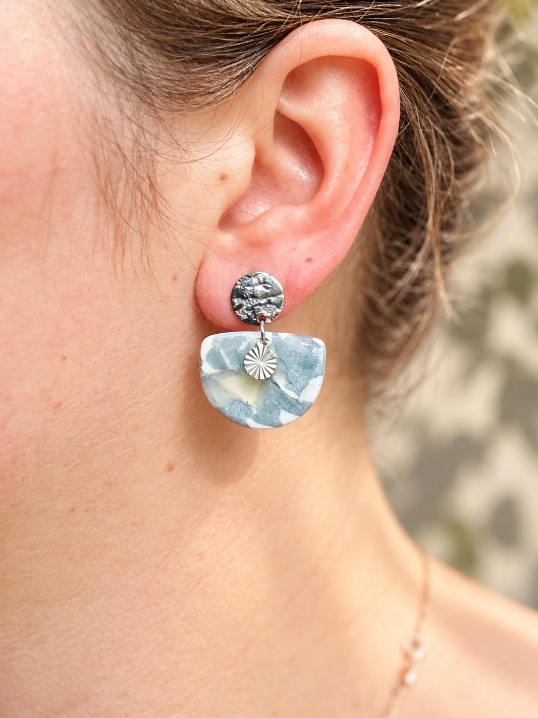 Boucles d'oreilles 'Nira Argenté' - bijou artisanal Tipoïa Bijoux