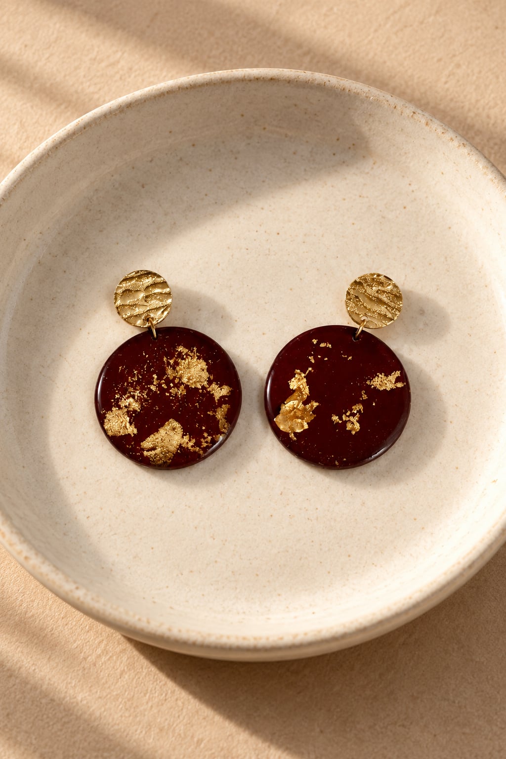 Boucles d'oreilles 'Runa Dorée' - vue 14 - bijou artisanal Tipoïa Bijoux