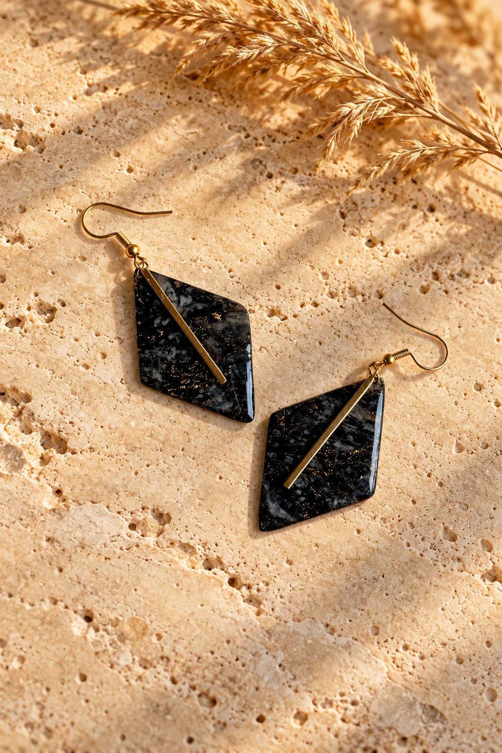 Boucles d'oreilles 'Sola' - vue 4 - bijou artisanal Tipoïa Bijoux