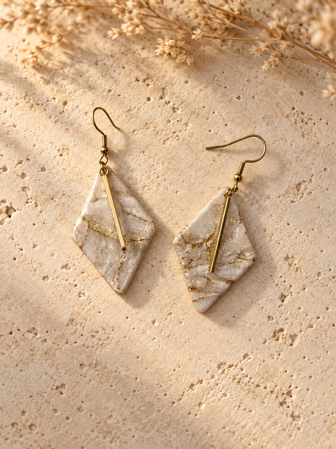 Boucles d'oreilles 'Sola' - vue 7 - bijou artisanal Tipoïa Bijoux